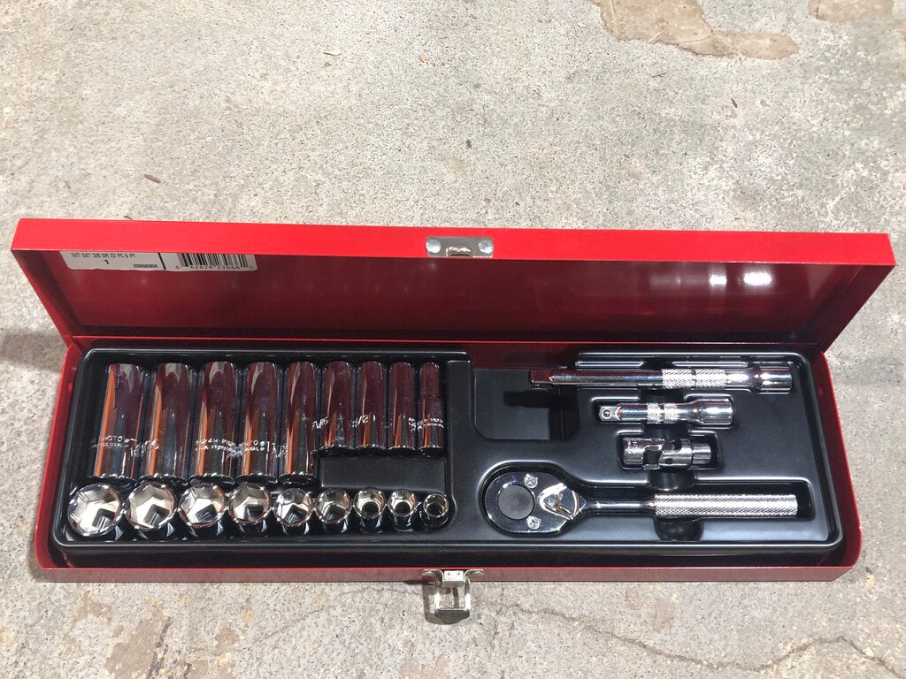 Socket Wrench Set