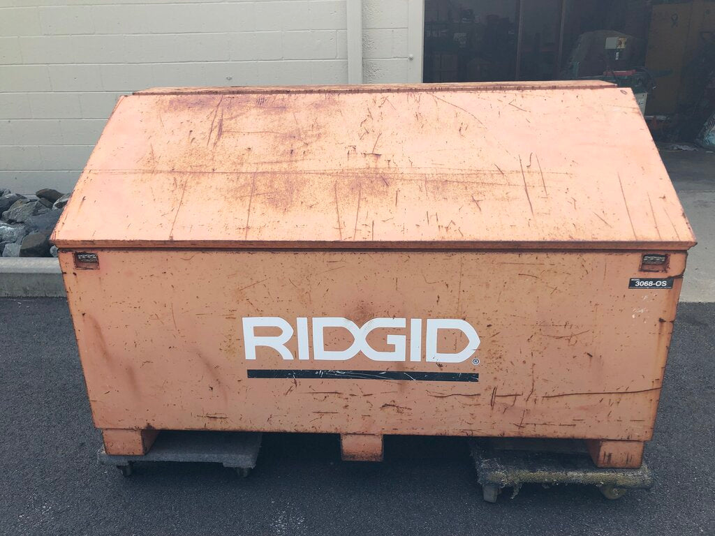 Slant Top Jobsite Storage Chest