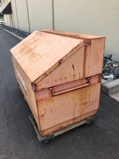 Slant Top Jobsite Storage Chest