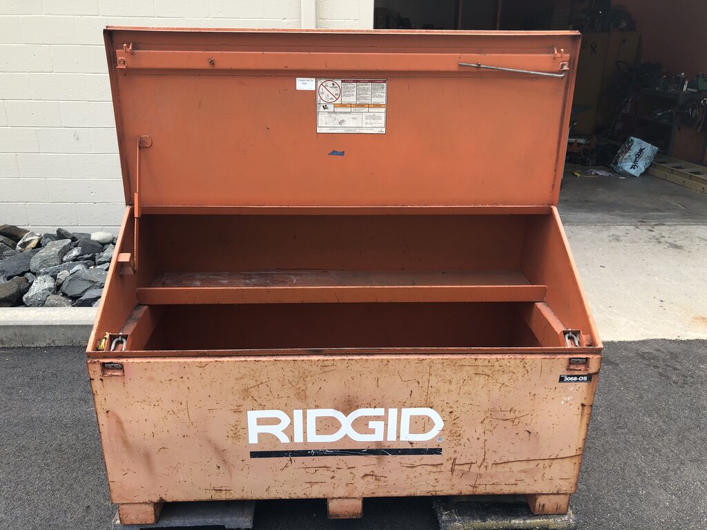 Slant Top Jobsite Storage Chest