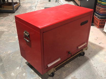 12-Drawer Tool Chest