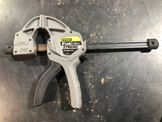 Auto-Trigger Bar Clamp