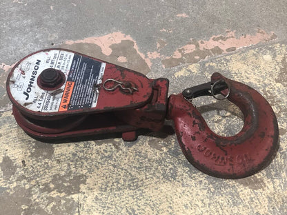 Hook Snatch Block