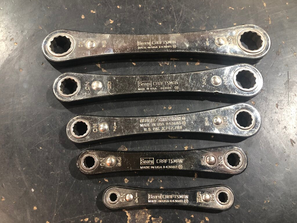 Box End Ratchet Wrench Set
