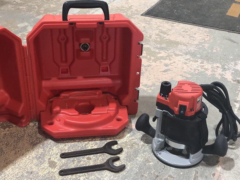 Corded Body Grip Router
