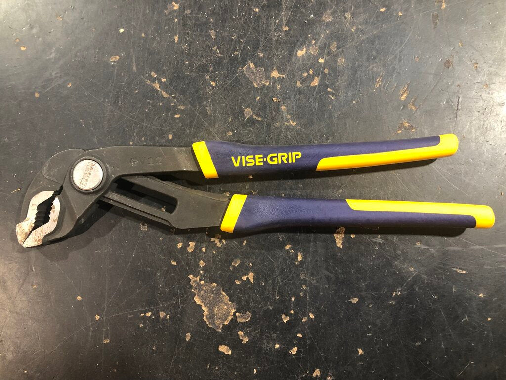 Groovelock Locking Pliers