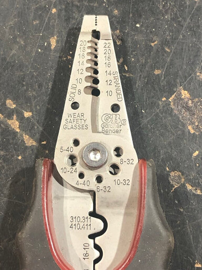 Multi-Tool Pleirs