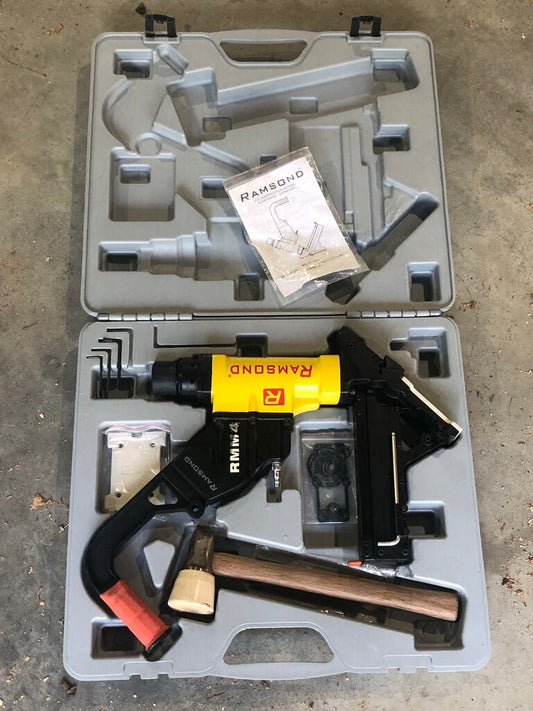 Pneumatic Flooring Nailer / Stapler