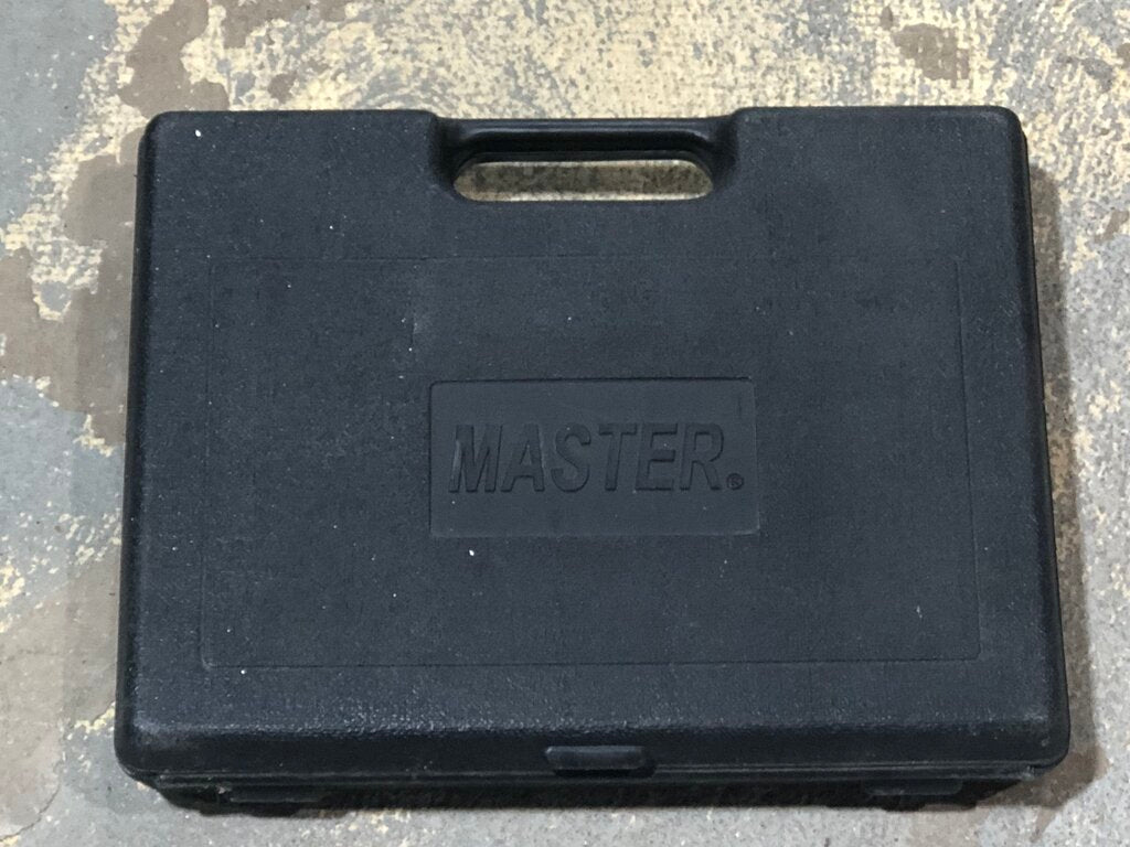 Pneumatic Brad Nailer