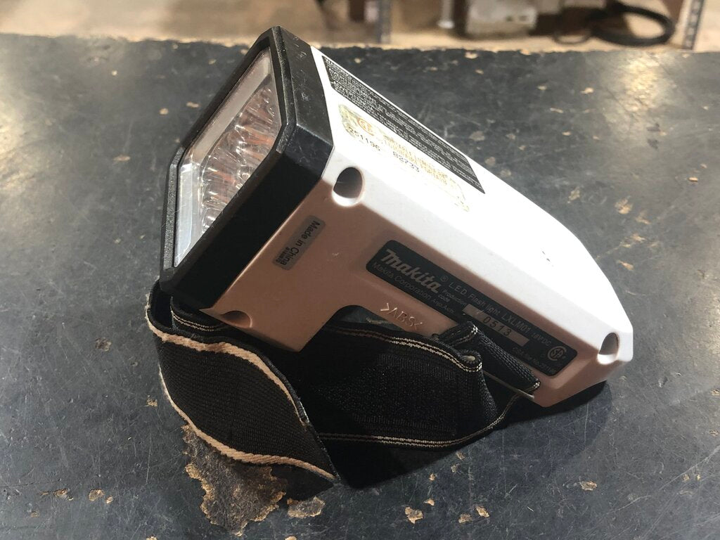 Compact LED Flashlight