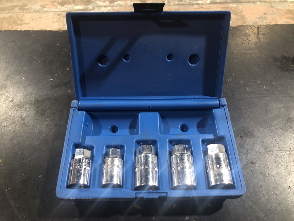 Stud Remover/Installer Set