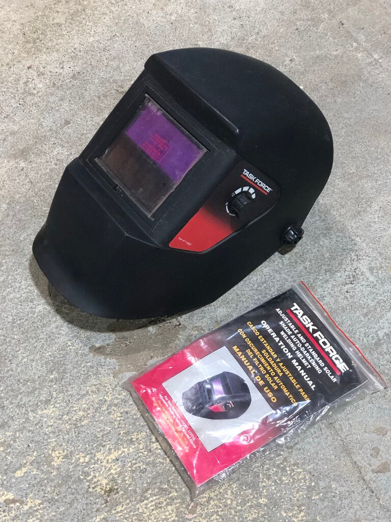 Auto-Darkening Welding Helmet
