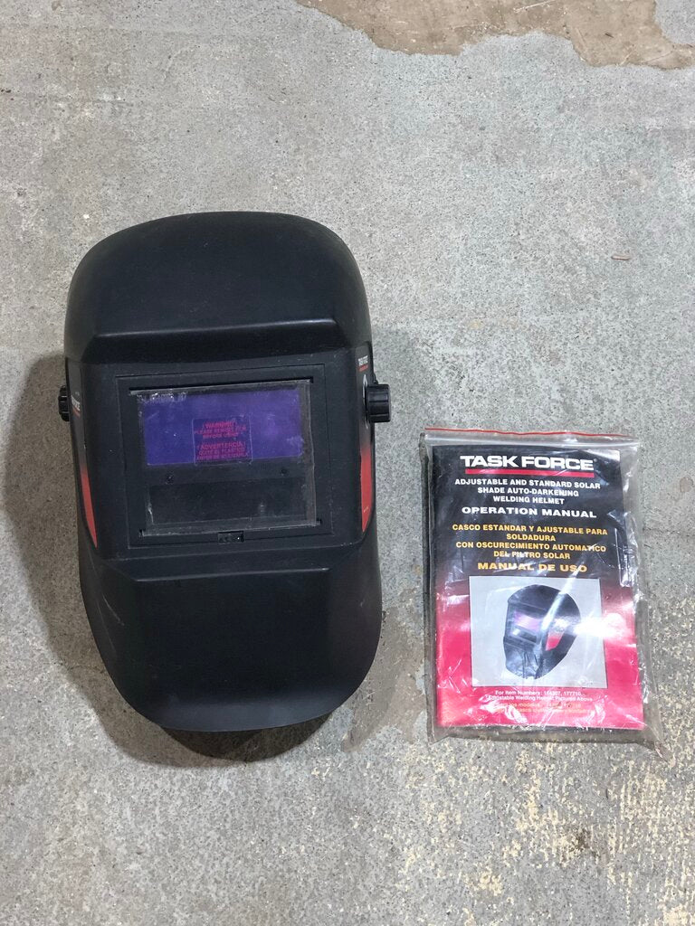 Auto-Darkening Welding Helmet