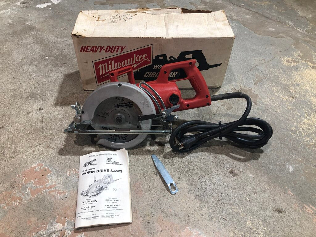 Corded Worm Drive Saw