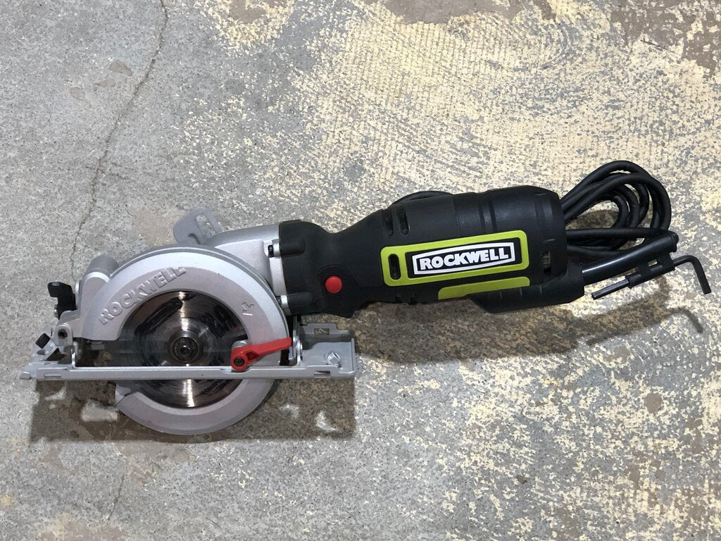 Corded Compact Circular Saw