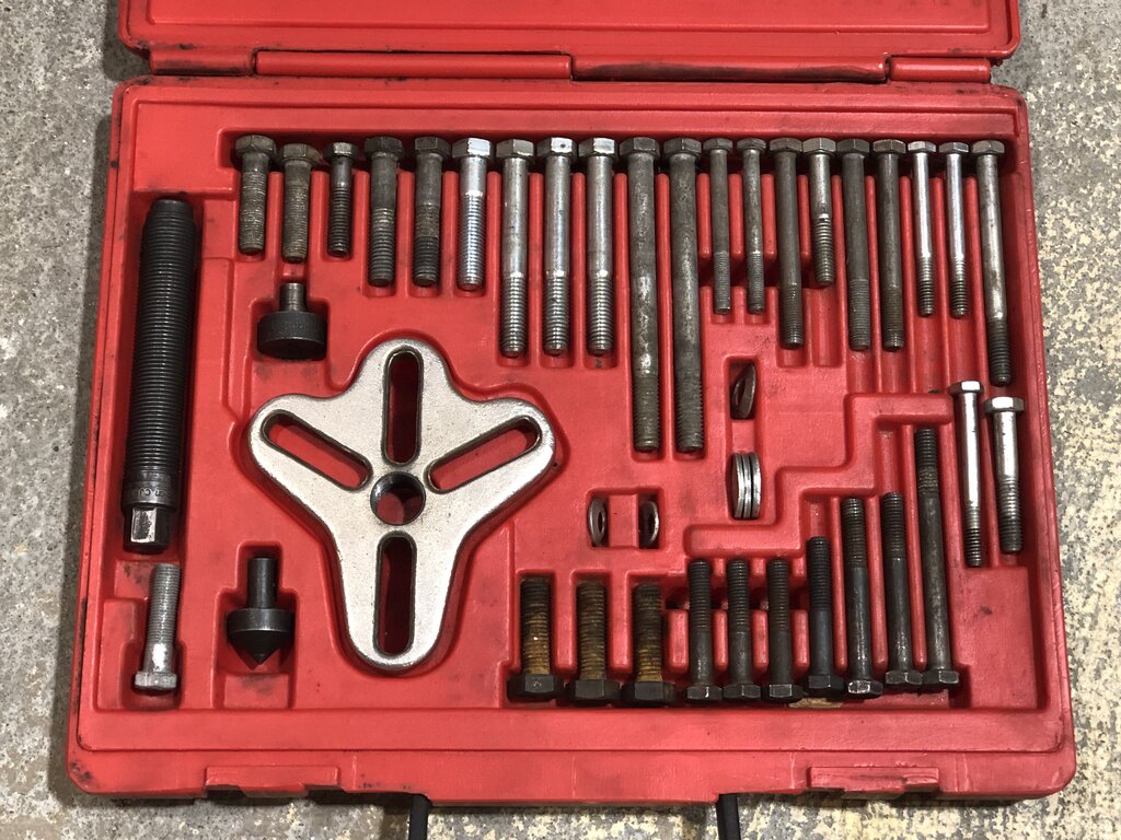 Bolt Grip Puller Set
