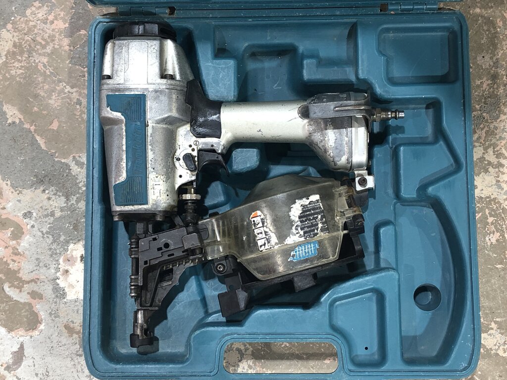 Pneumatic Coil Siding Nailer