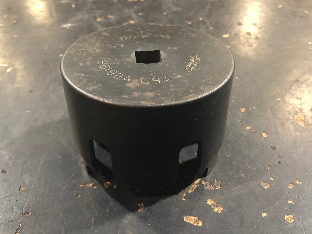 Water Pump Socket