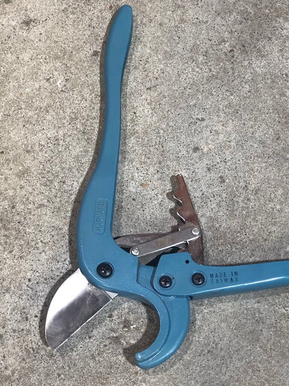 PVC Pipe Cutter