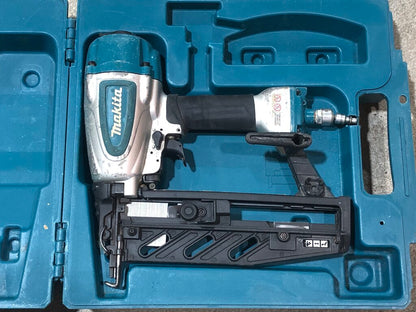 Pneumatic Finish Nailer