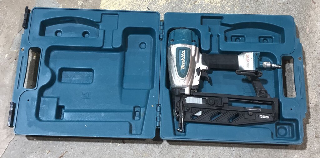 Pneumatic Finish Nailer