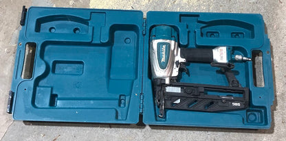 Pneumatic Finish Nailer