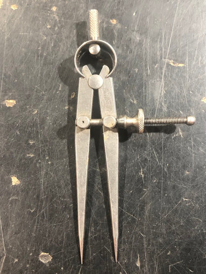Flat Leg Divider
