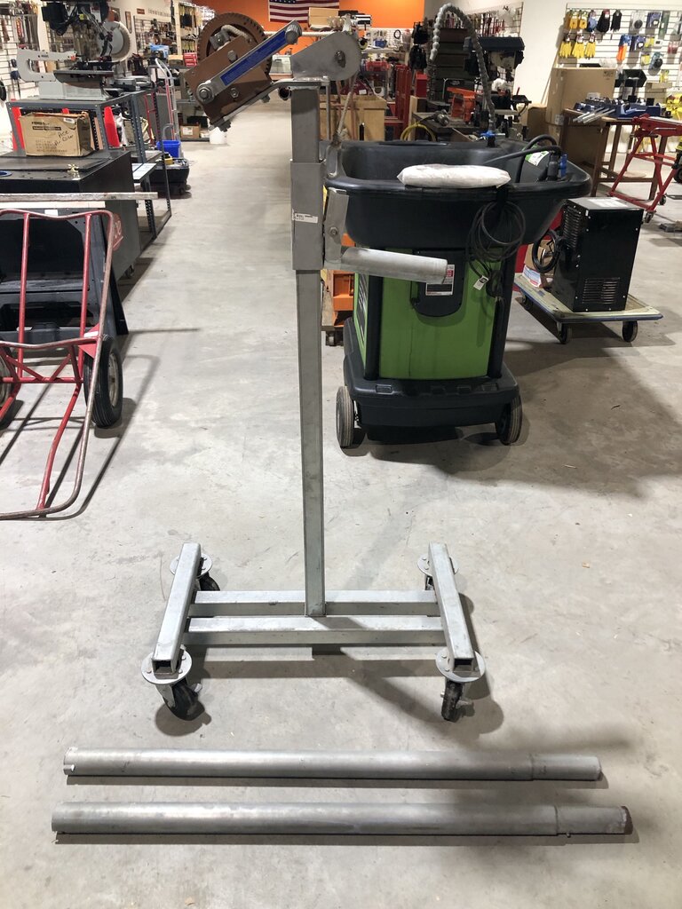 Manual Carpet Roll / Material Lift