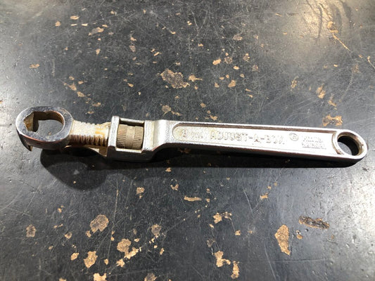 Adjustable Box Wrench