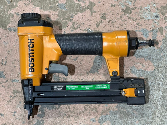Pneumatic Brad Nailer