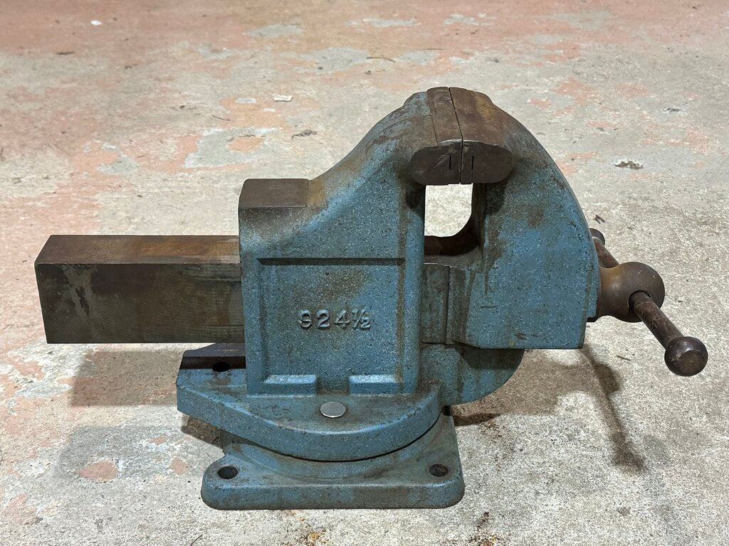 Heavy Duty Swivel Bench Vise