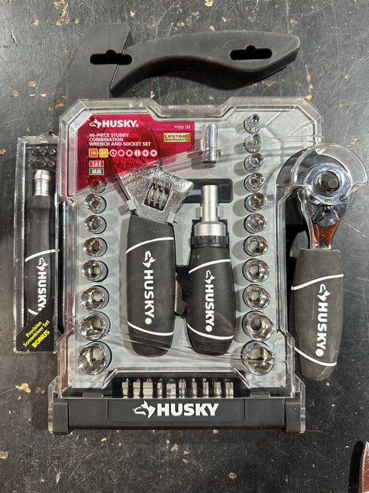 Stubby Ratchet and Socket Set