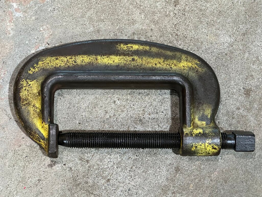 Heavy-Duty Service Clamp