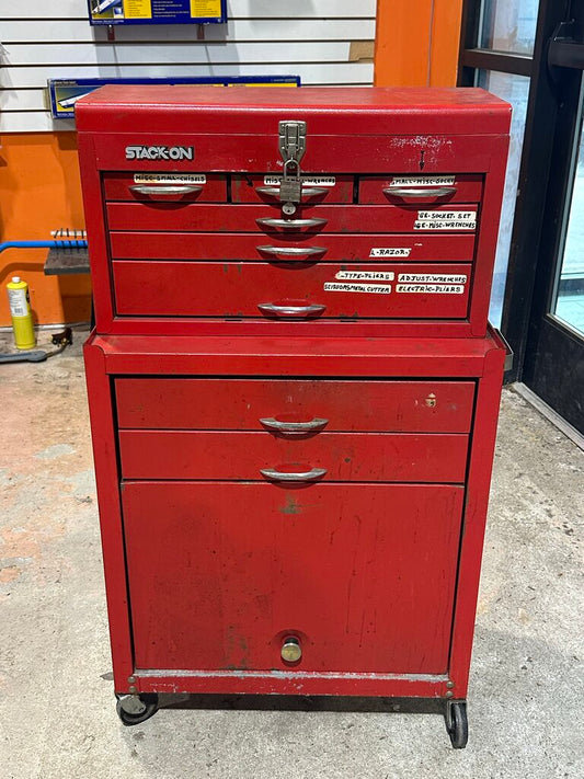 Rolling 8-Drawer Tool Box