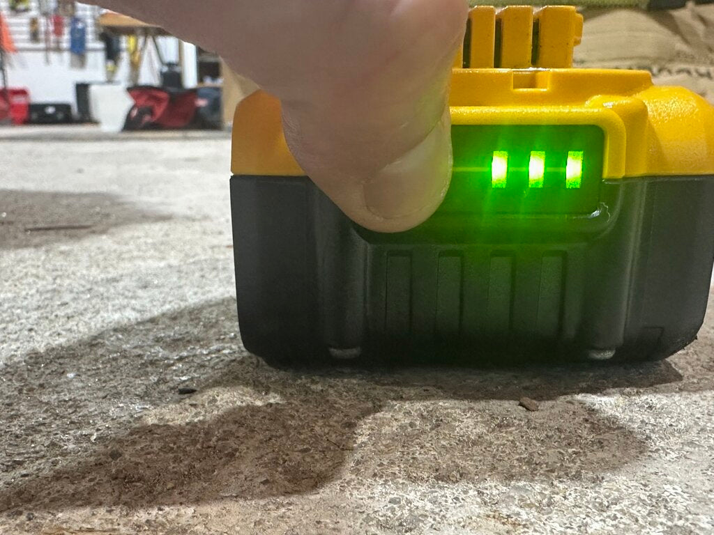 Corded Water Resistant Jobsite Radio/Charger with Battery