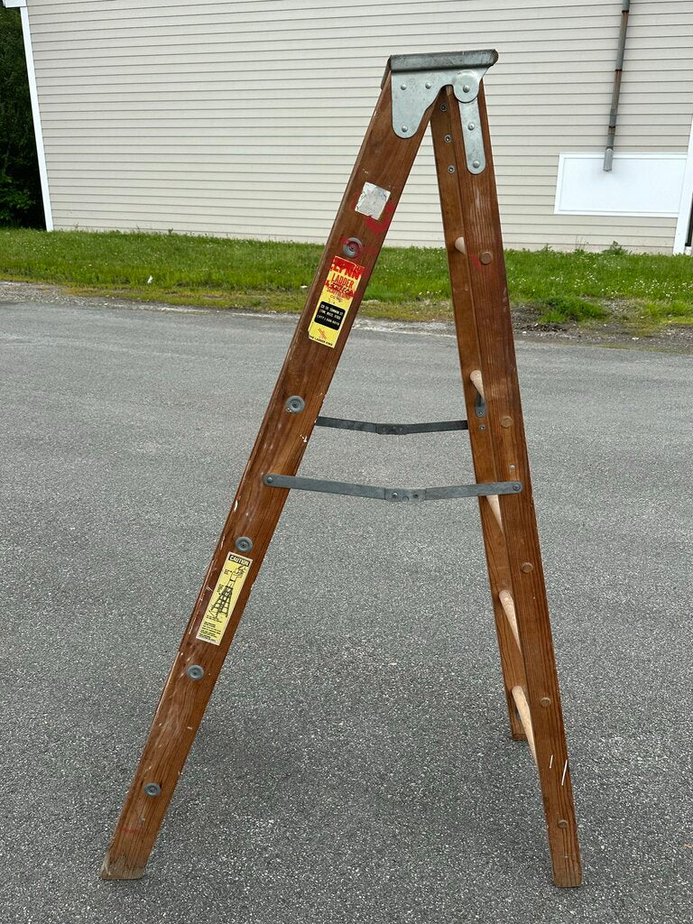 Heavy-Duty Wooden Step Ladder