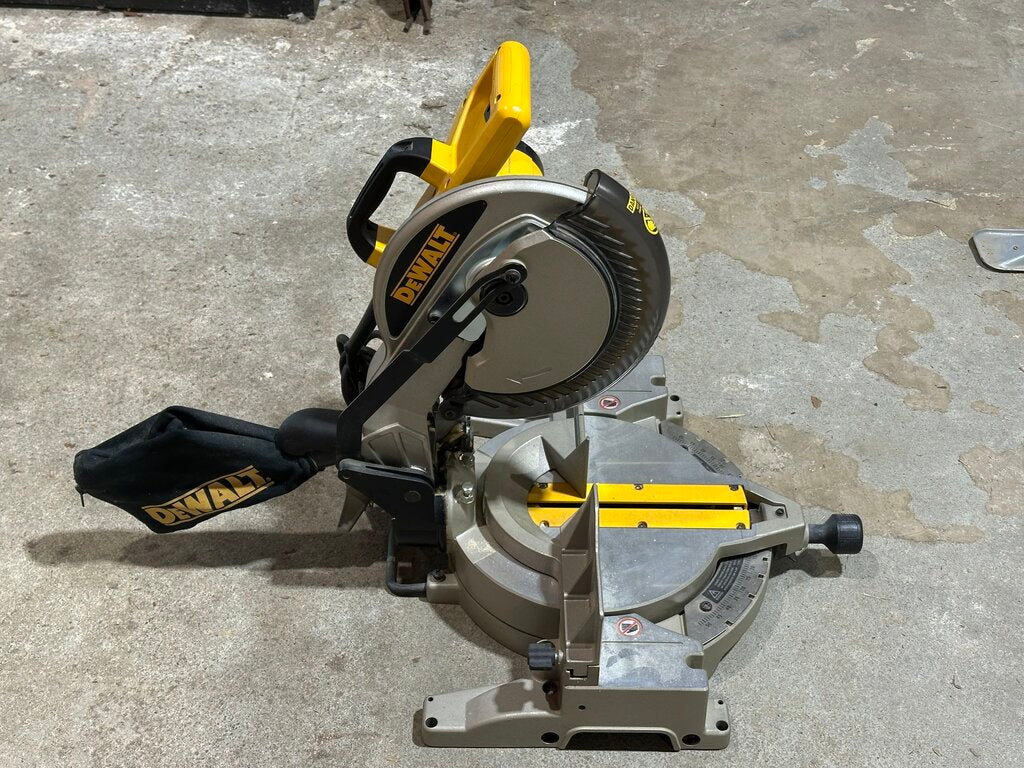 Corded Compound Miter Saw