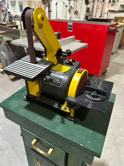 Belt / Disc Sander on Stand with Storage