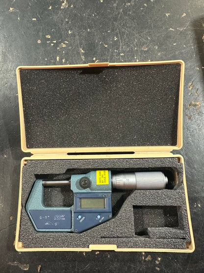 Digital Outside Micrometer