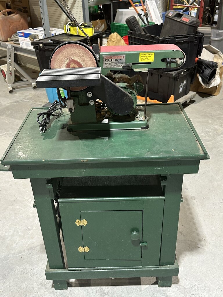 Belt/Disc Sander on Stand