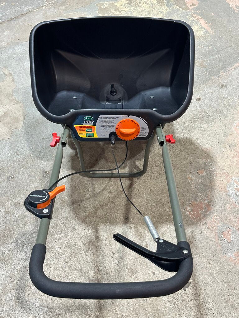 Pro EdgeGuard Broadcast Spreader