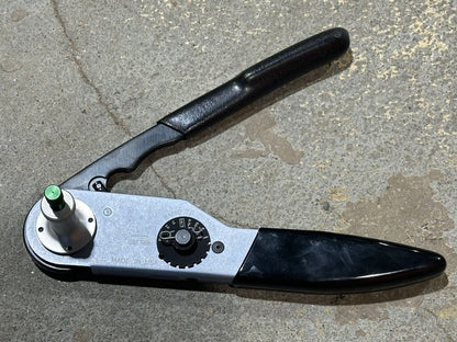 Solid Contacts Crimping Tool Kit