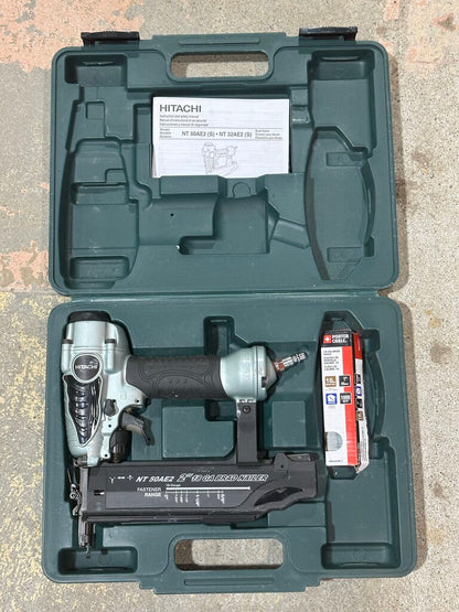 Pneumatic Brad Nailer