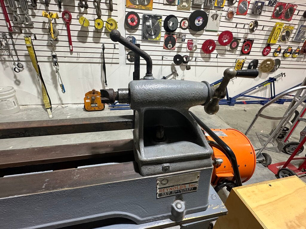 Wood Lathe With Cast Iron Legs