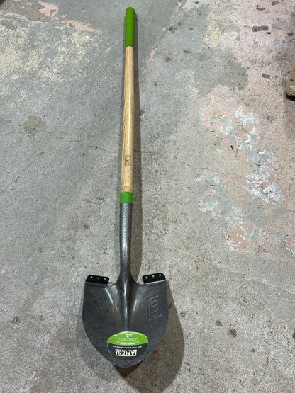 Wood Handle Round Point Digging Shovel
