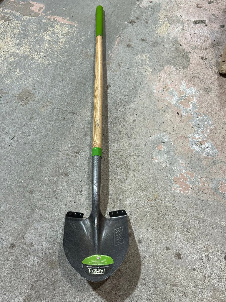 Wood Handle Round Point Digging Shovel