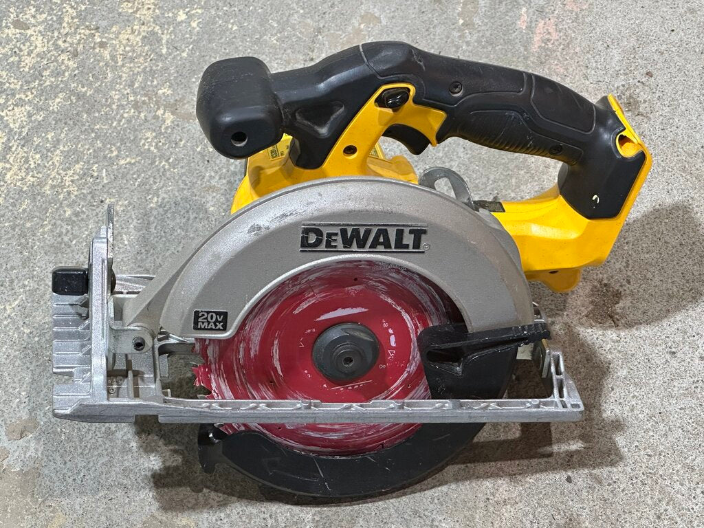 Cordless Sidewinder Style Circular Saw