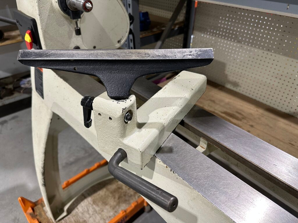 Variable Speed Wood Lathe on Stand