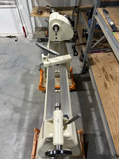 Variable Speed Wood Lathe on Stand