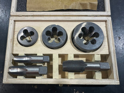 Pipe Tap and Die Set